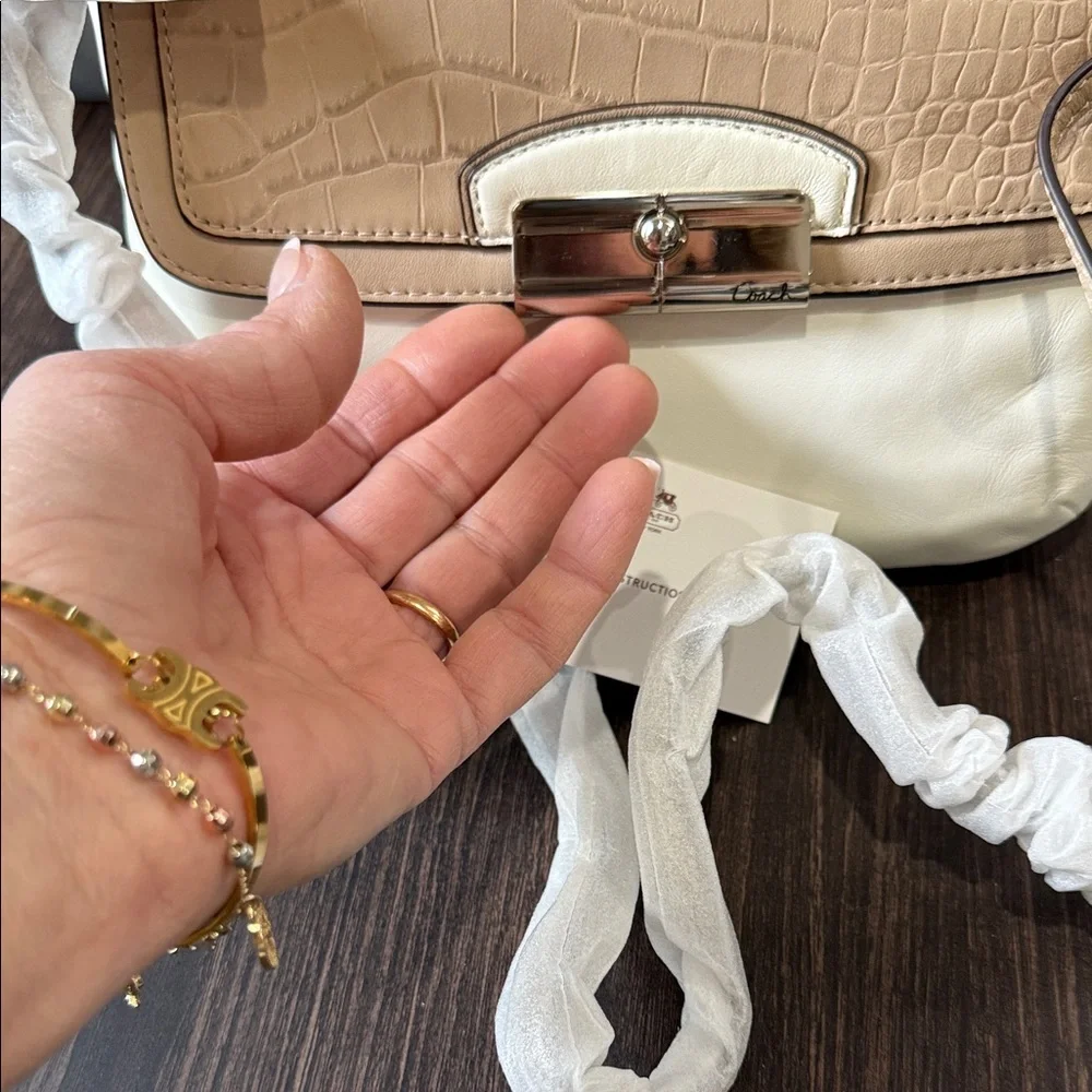 Coach Tan and Cream Croc-Embossed Shoulder Bag - Picture 8 of 13